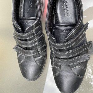 Ecco Mule Clogs, 3 strap Velcro womens 39